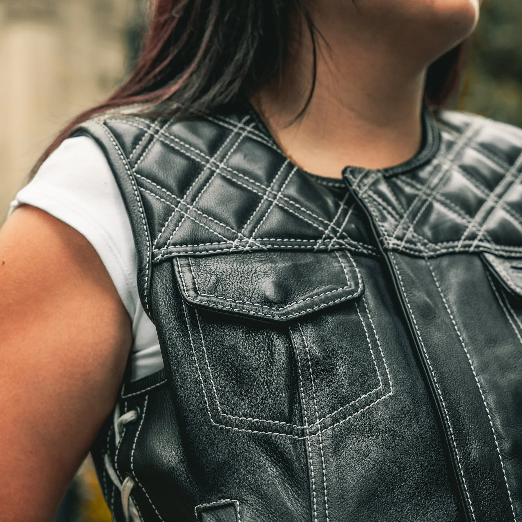 Bonnie - Women's Motorcycle Leather Vest - Diamond Quilt