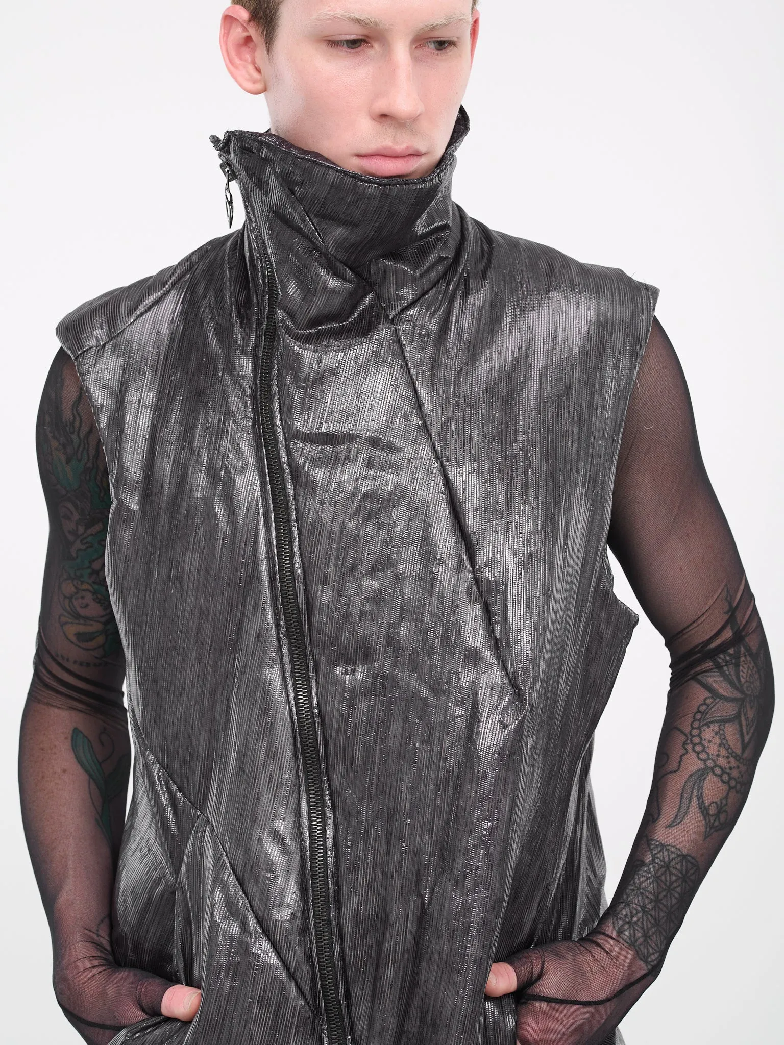 Distortion Trench Vest (DISTORTION-TRENCH-VEST-SILVER-)