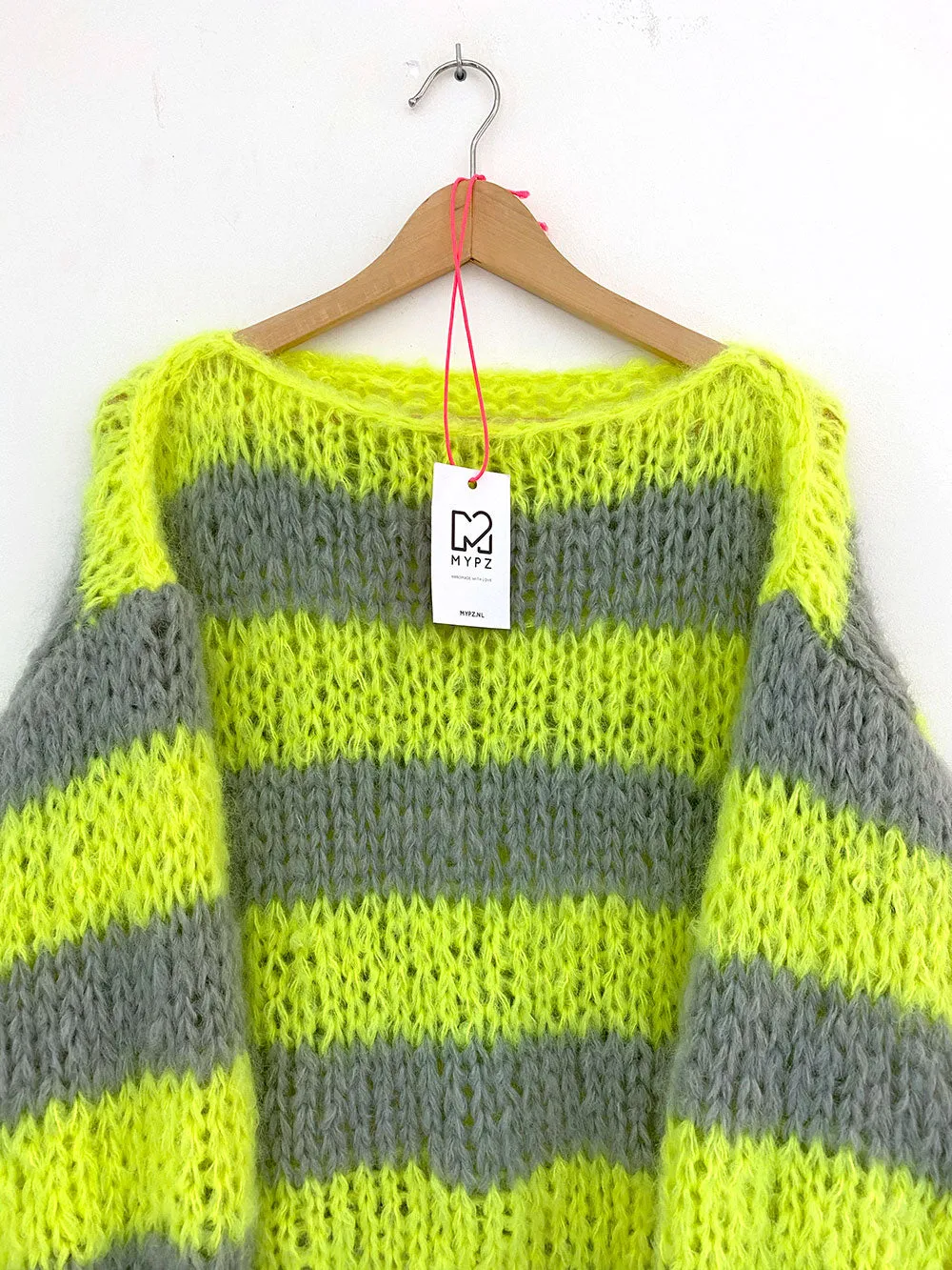 Knitting Kit – MYPZ Basic Chunky Pullover NEON – Beginner (ENG-NL-DE)