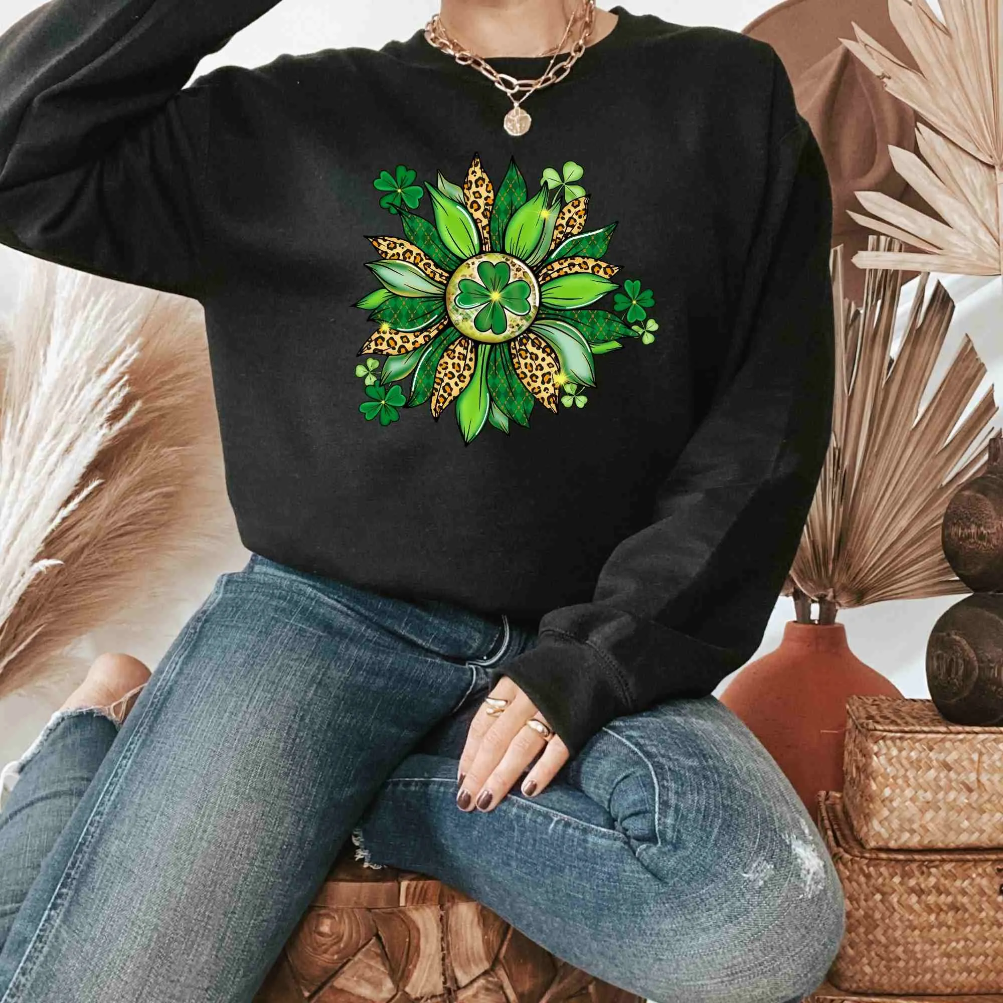 Lucky Sunflower St. Patrick's Day Shirt, Happy St. Patrick's Day Shirt, Cute Shamrock Lucky Clover Shirt for Women