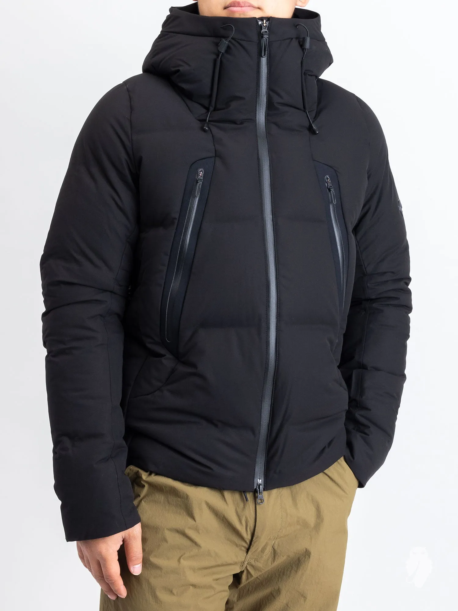 "Mountaineer" Mizusawa Down Jacket in Black