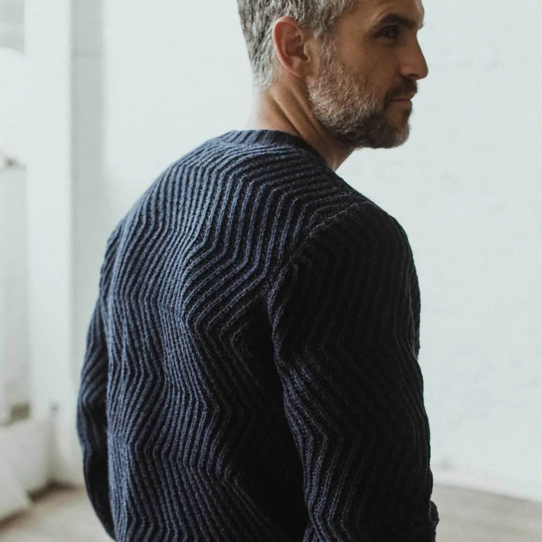 The Wave Sweater in Navy